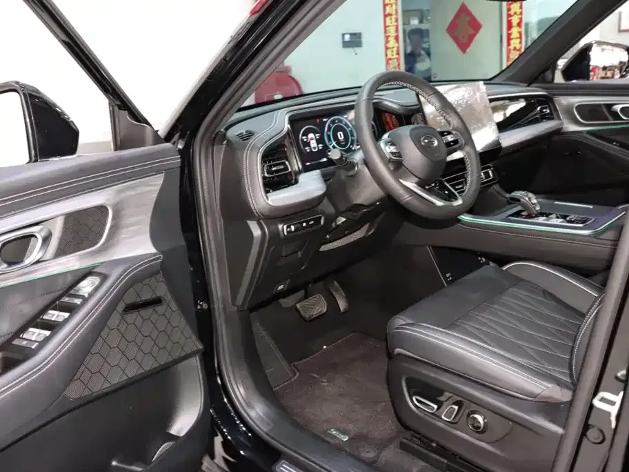 GAC Motor Trumpchi GS8 — фото 10