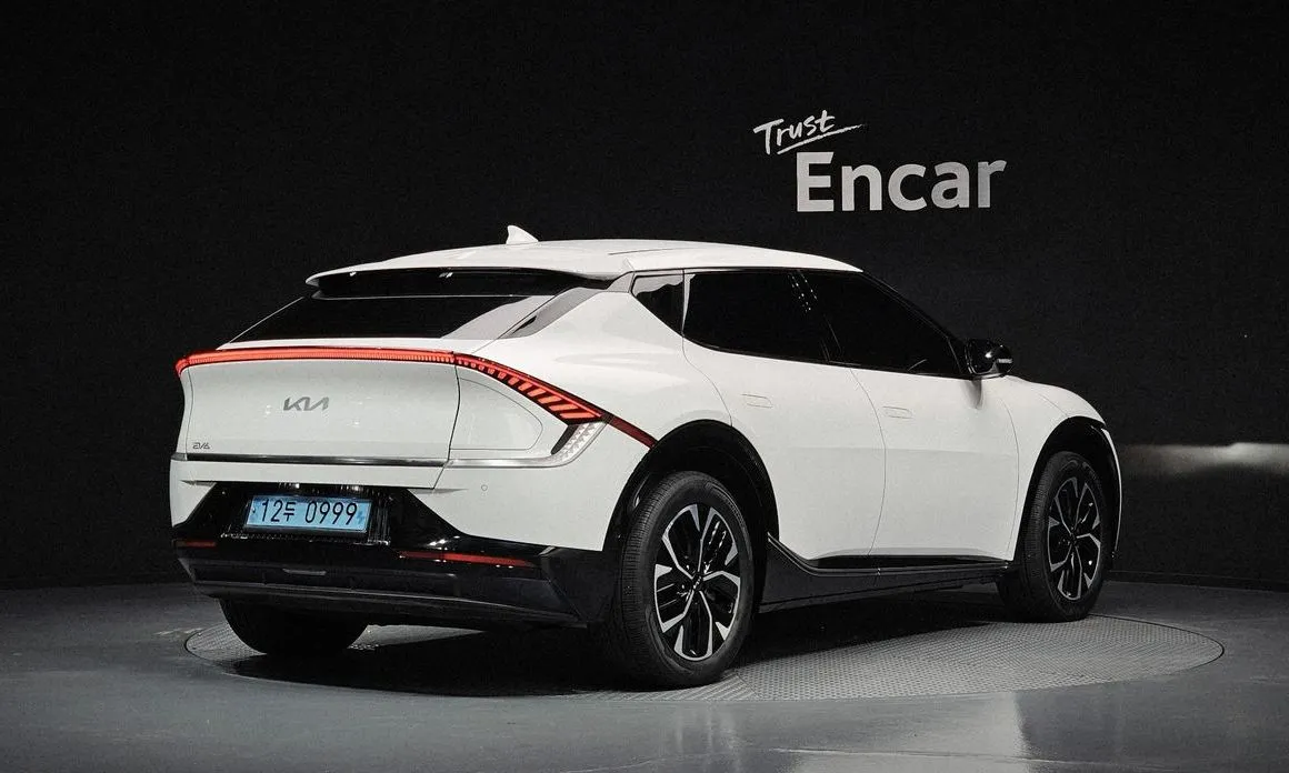 Kia EV6 — фото 2