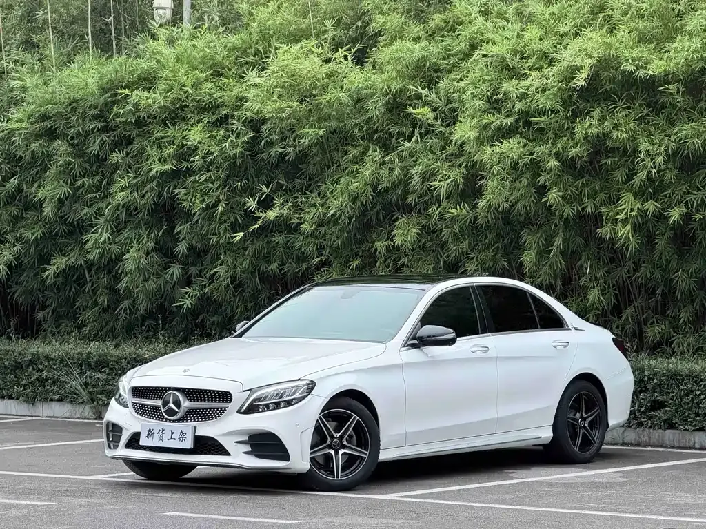 Mercedes-Benz C-Class — фото 1