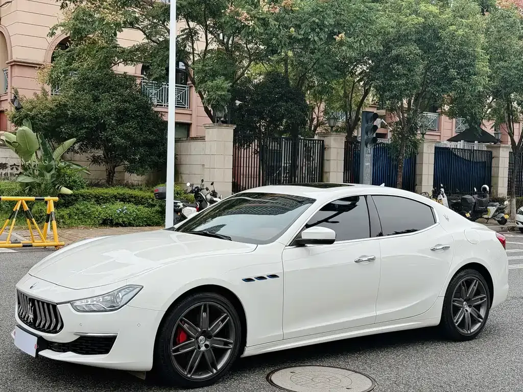 Maserati Ghibli — фото 4
