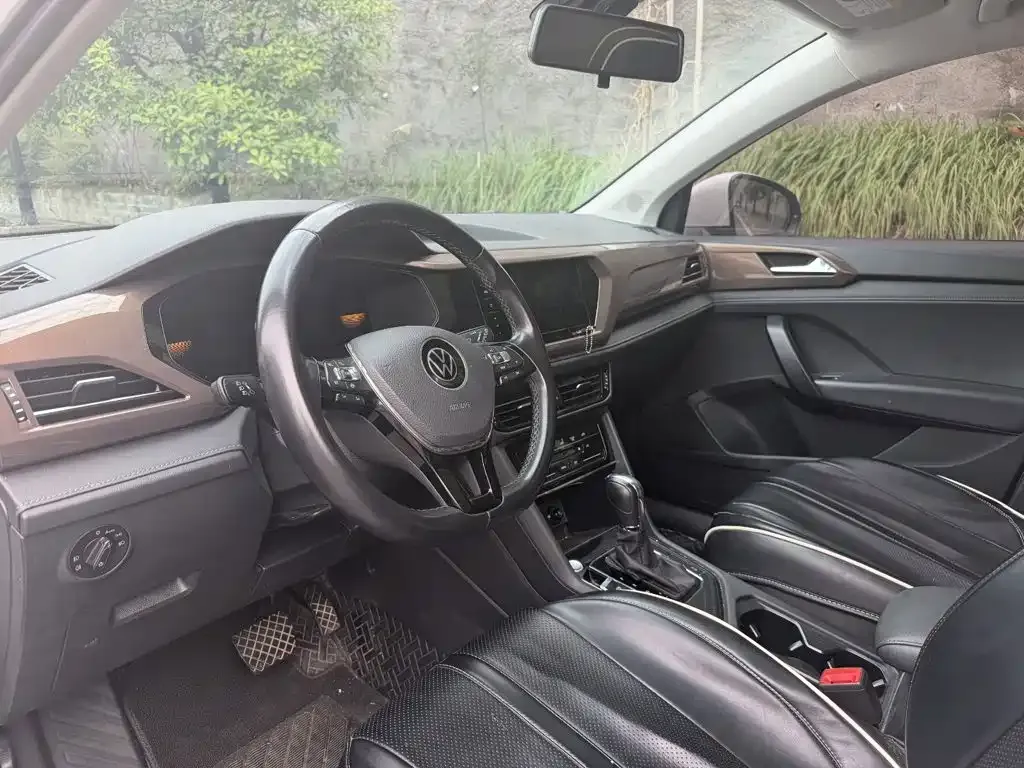 Volkswagen Tharu — фото 4