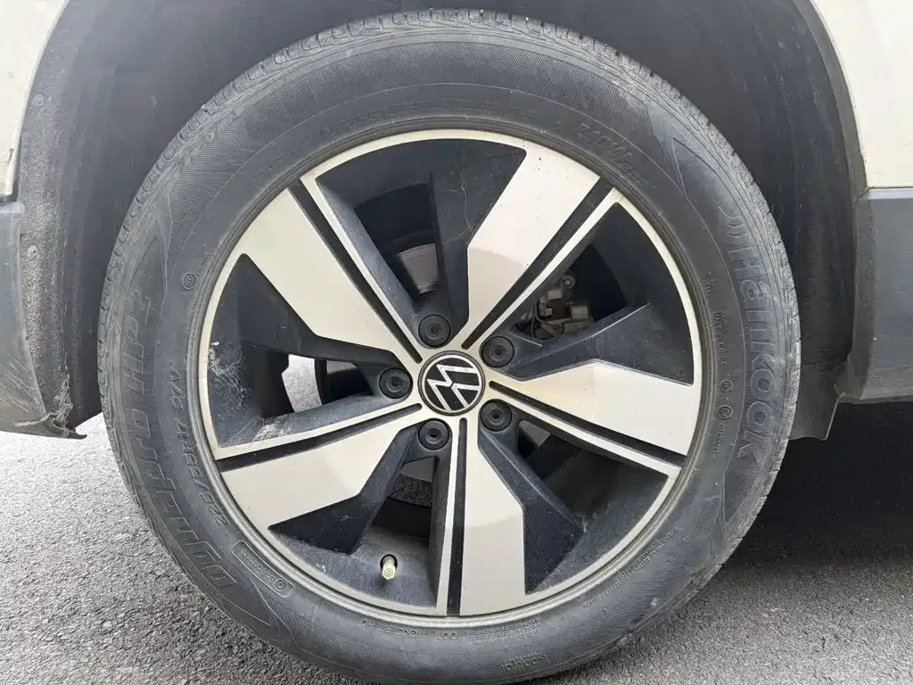 Volkswagen Tharu — фото 9