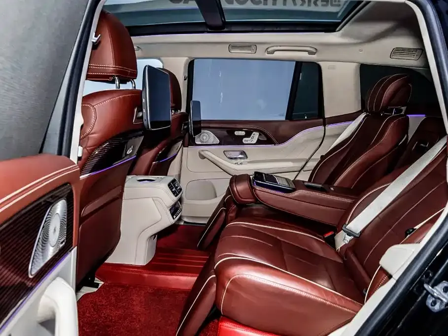 Mercedes-Benz GLS — фото 9