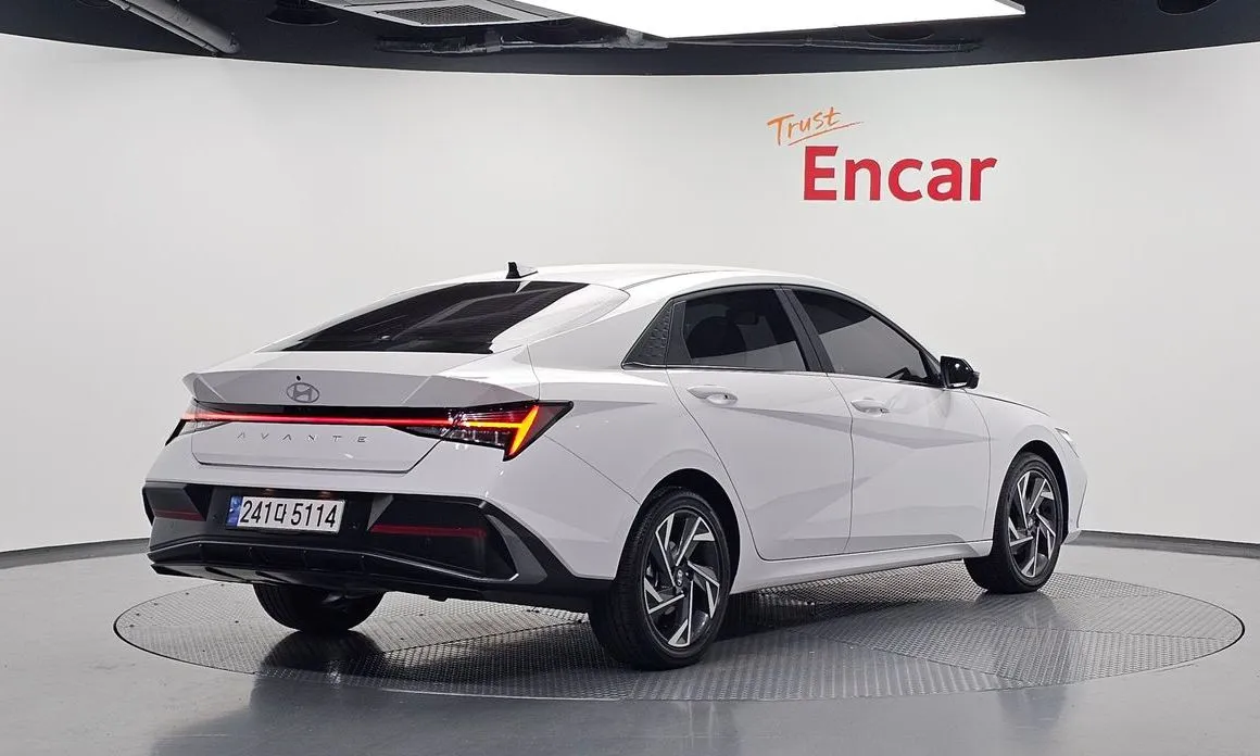 Hyundai AVANTE — фото 5