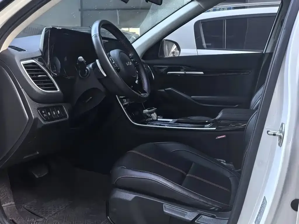 Kia KX3 — фото 3