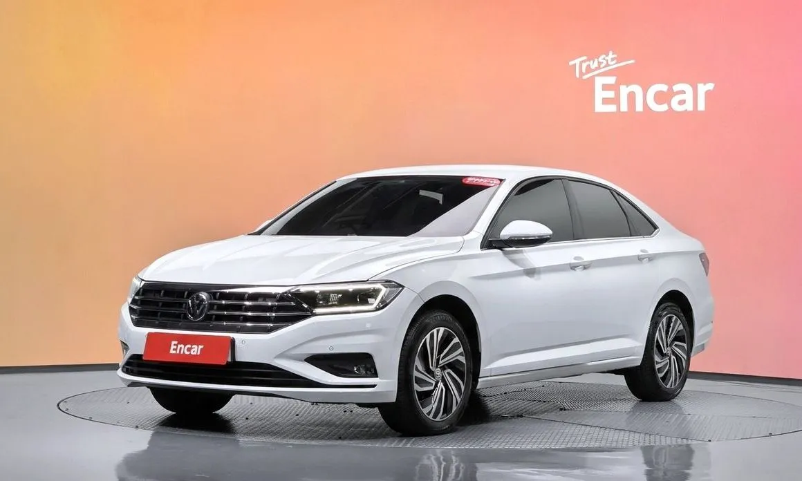 Volkswagen Jetta — фото 1