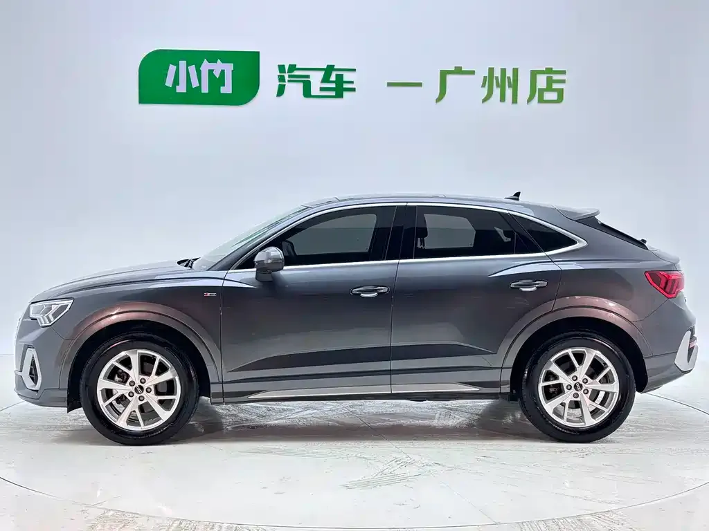 Audi Q3 Sportback — фото 8