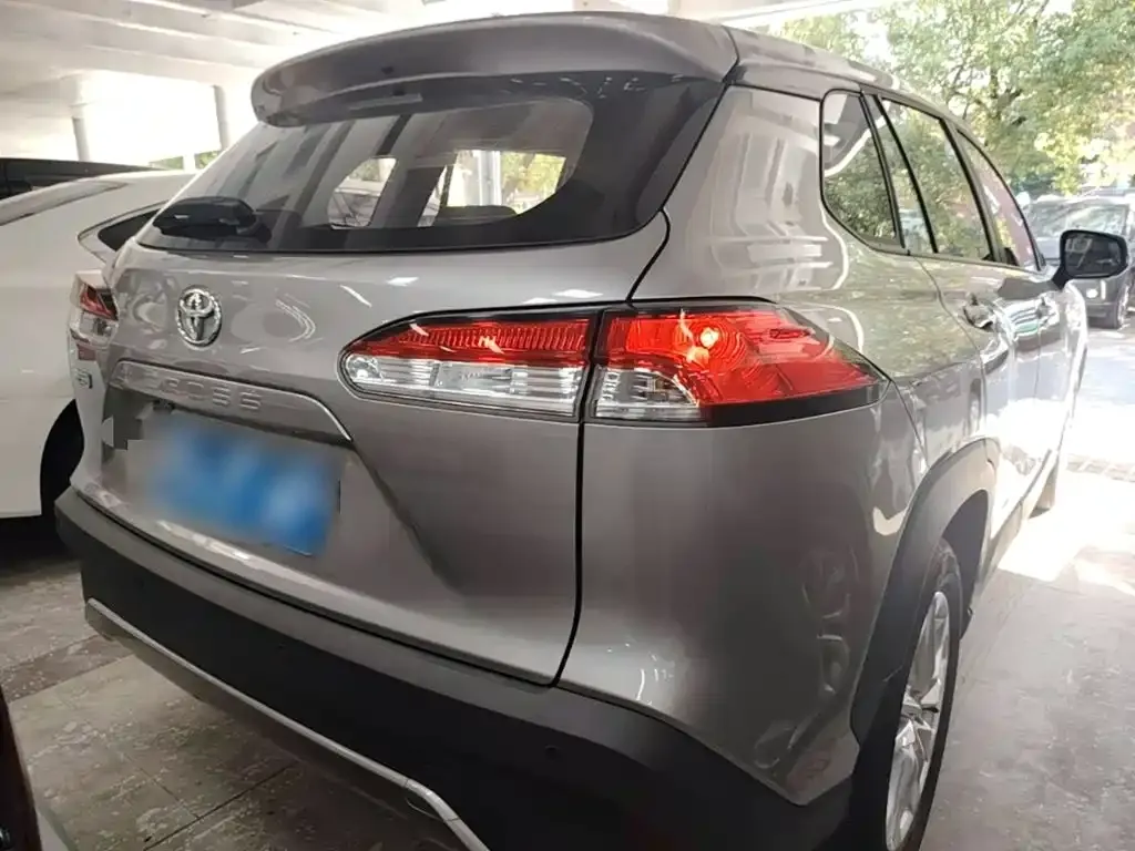 Toyota Corolla Cross — фото 4