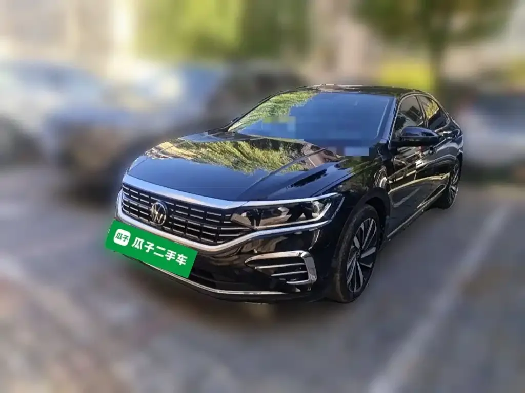 Volkswagen Passat — фото 1