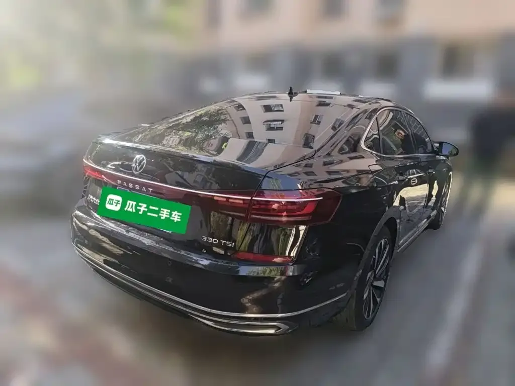 Volkswagen Passat — фото 4