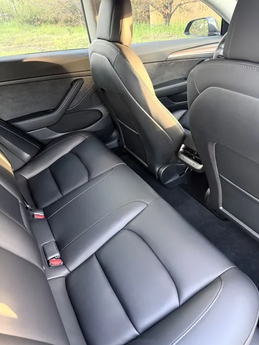 Tesla Model 3 — фото 3