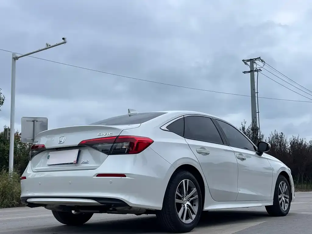 Honda Civic — фото 2