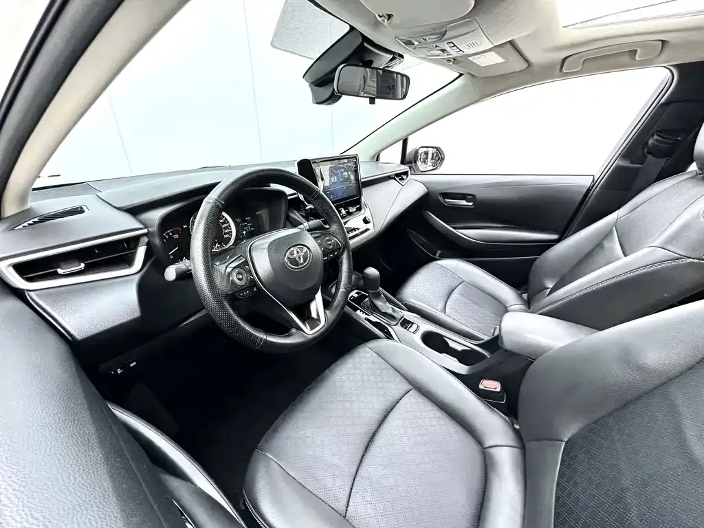 Toyota Allion — фото 5