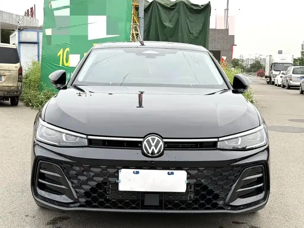 Volkswagen Passat — фото 7