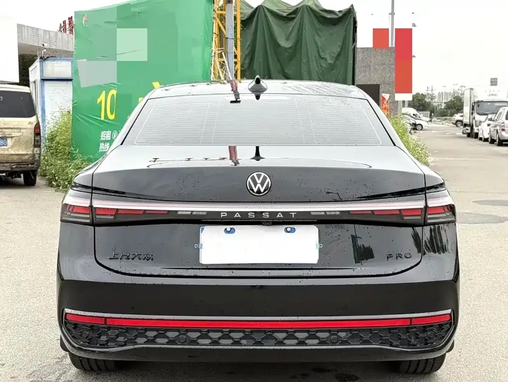 Volkswagen Passat — фото 3