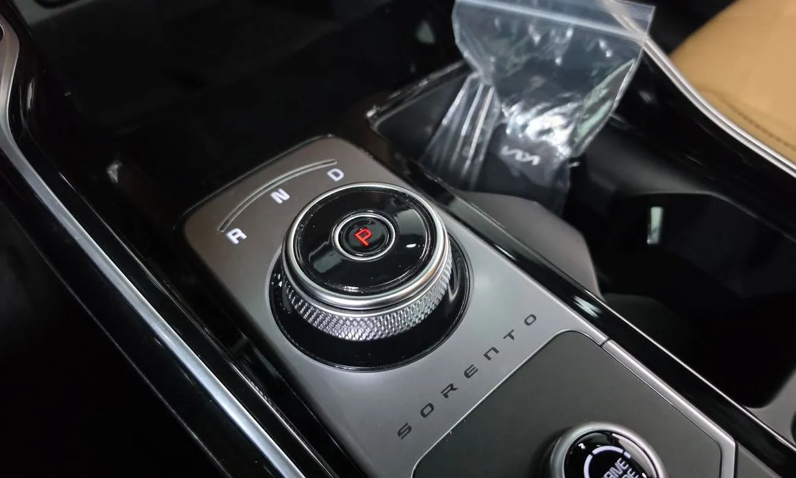 Kia Sorento — фото 3