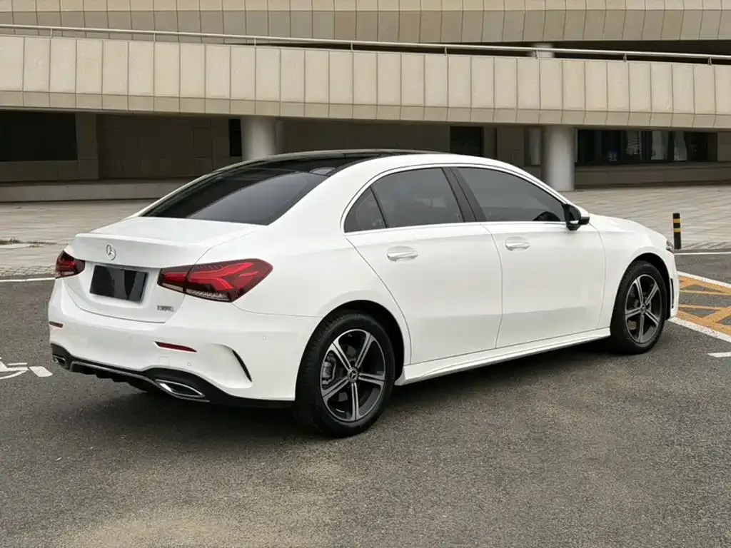 Mercedes-Benz A-Class — фото 4