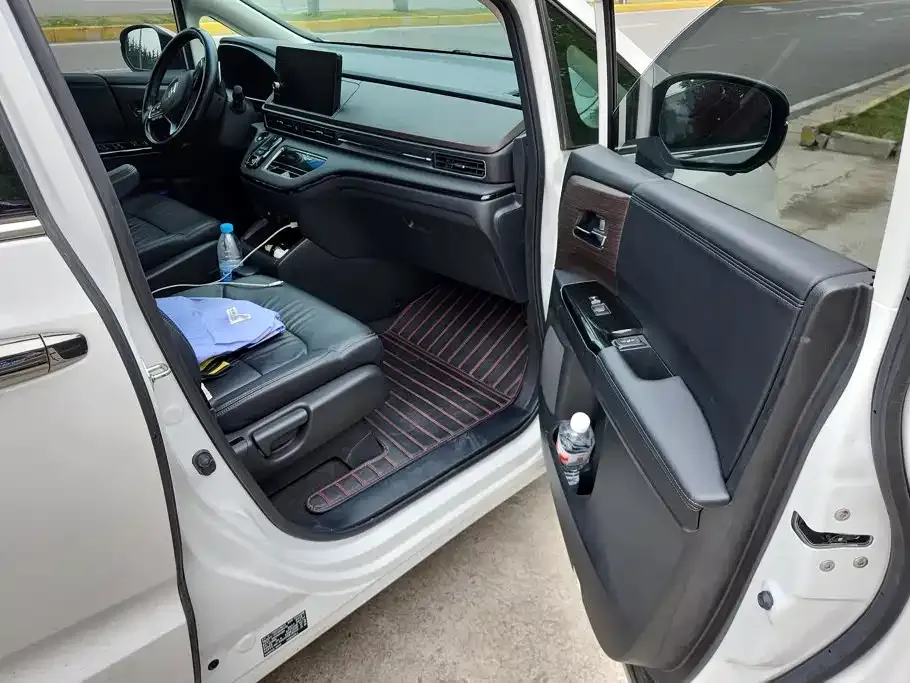 Honda Odyssey — фото 10