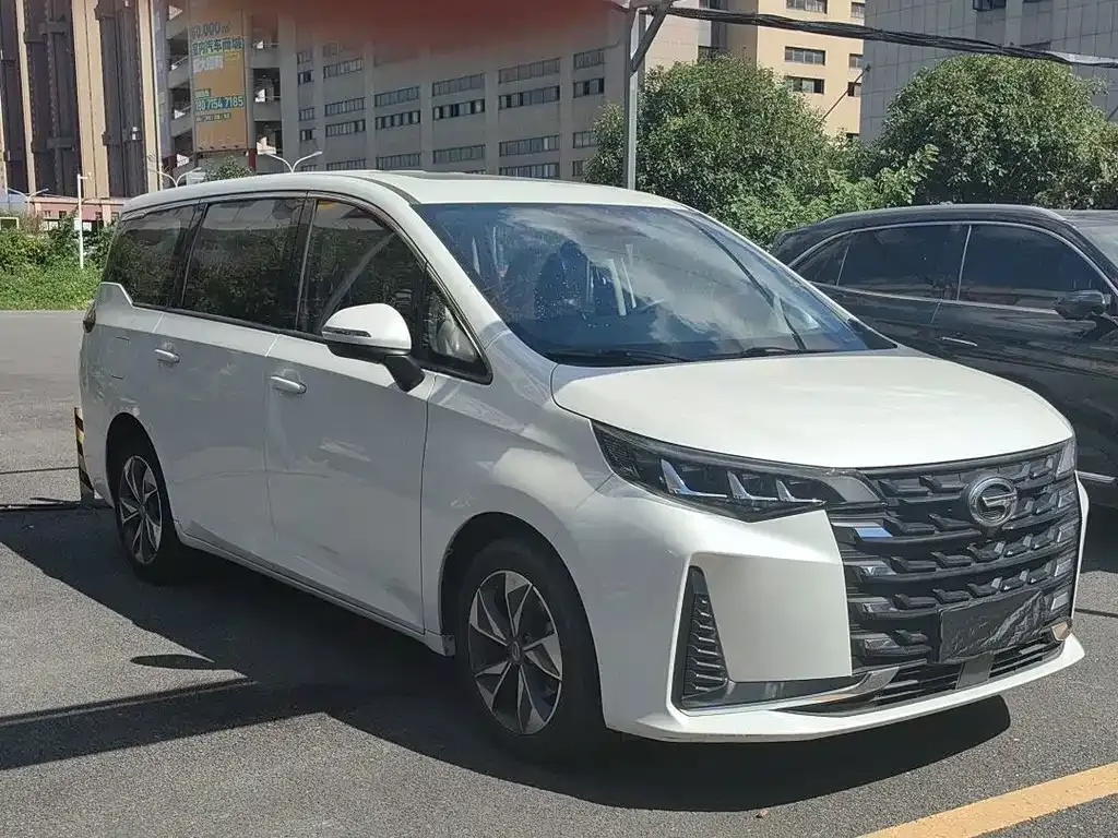 GAC Motor Trumpchi M6 — фото 3