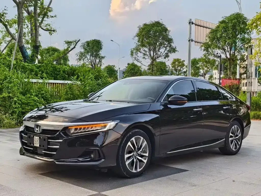 Honda Accord — фото 4