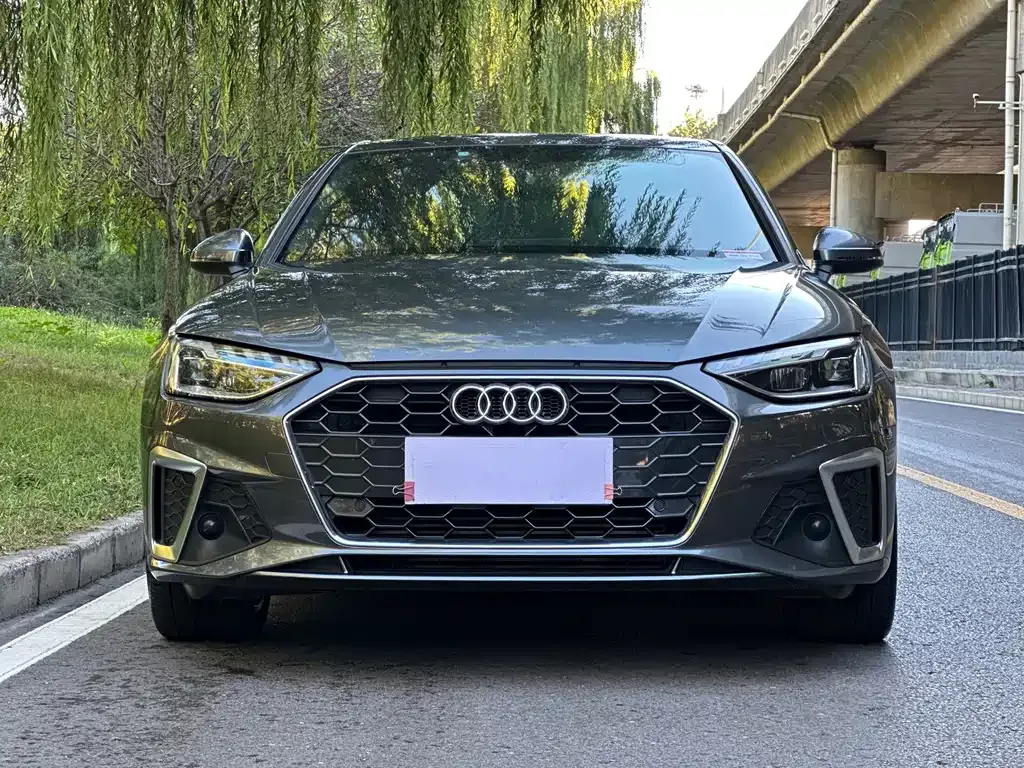 Audi A4L — фото 10