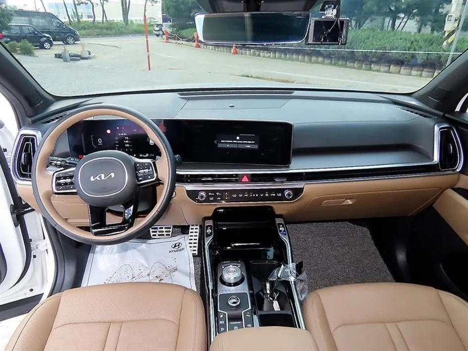 Kia Sorento — фото 3