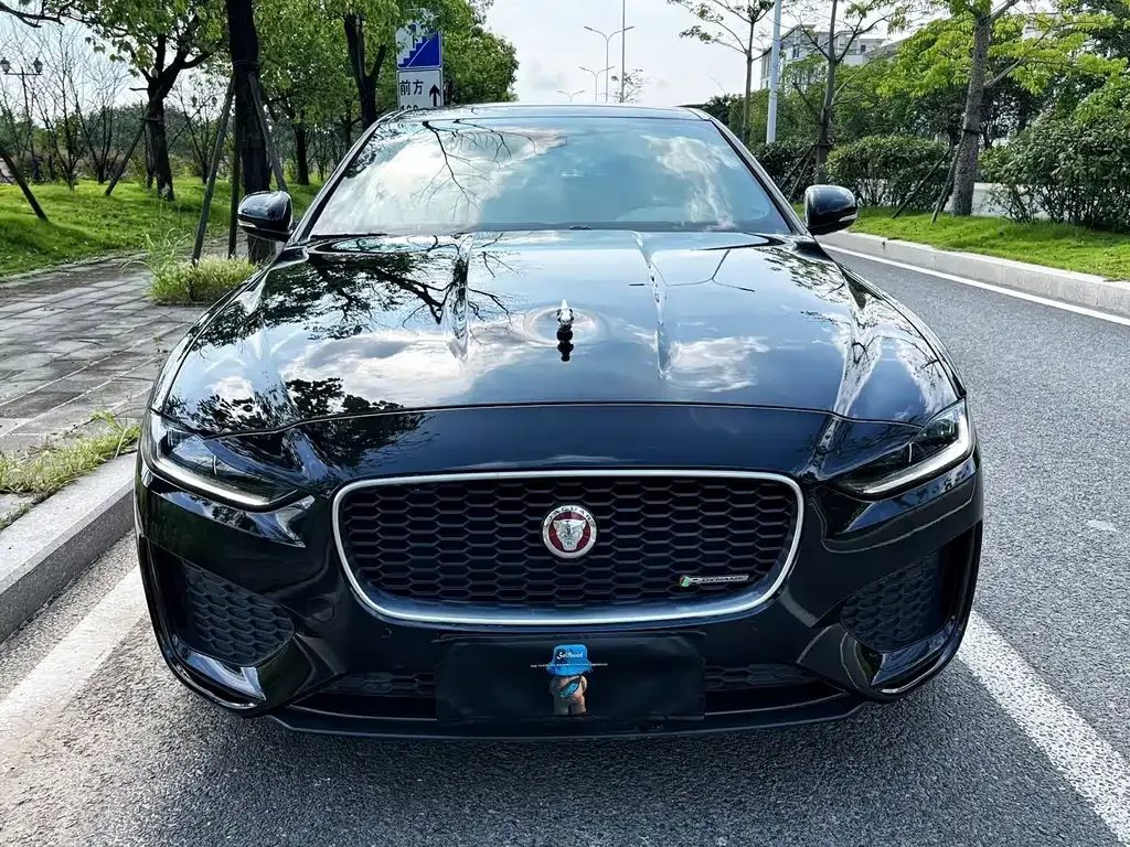 Jaguar XEL — фото 1