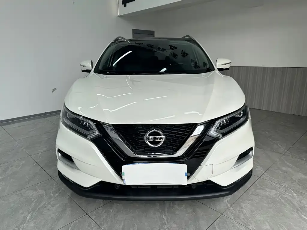 Nissan Qashqai — фото 10