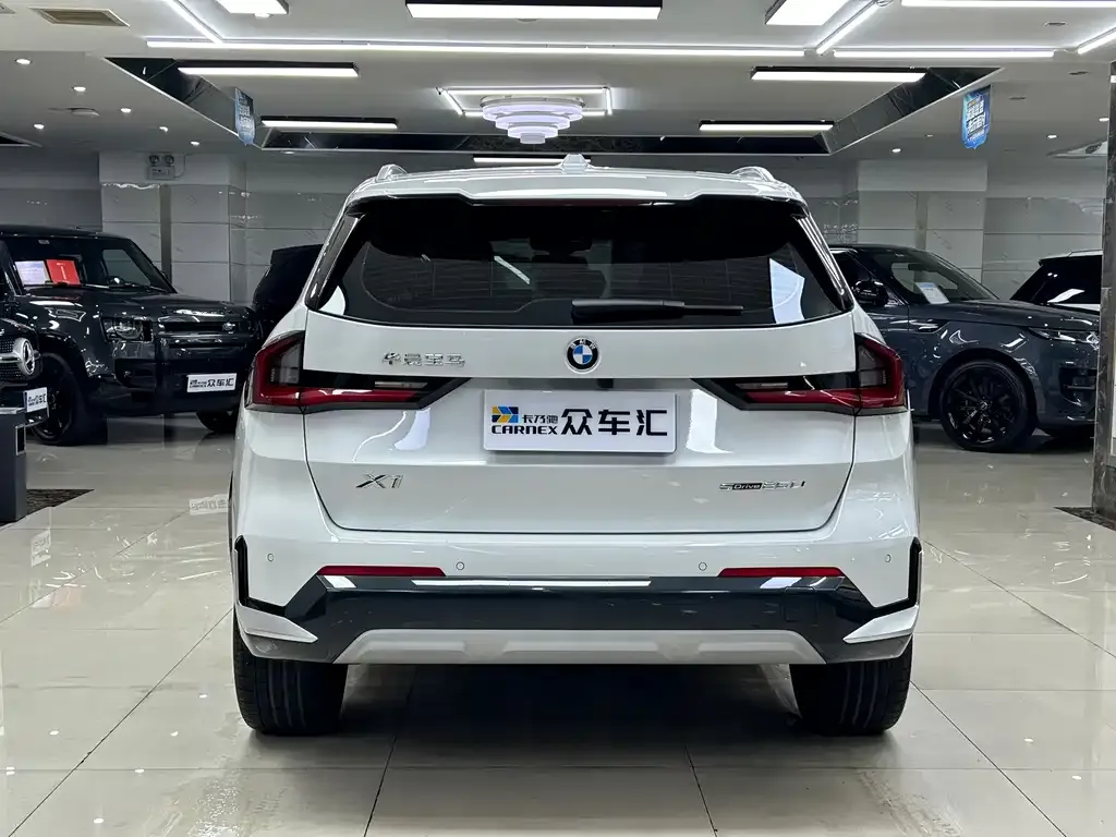 BMW X1 — фото 2