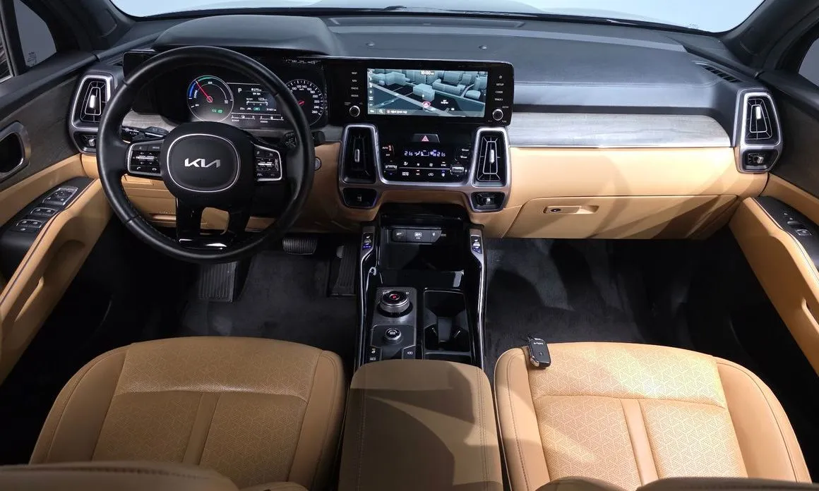 Kia Sorento — фото 9