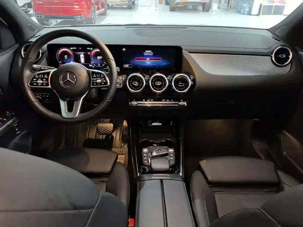 Mercedes-Benz GLA — фото 7