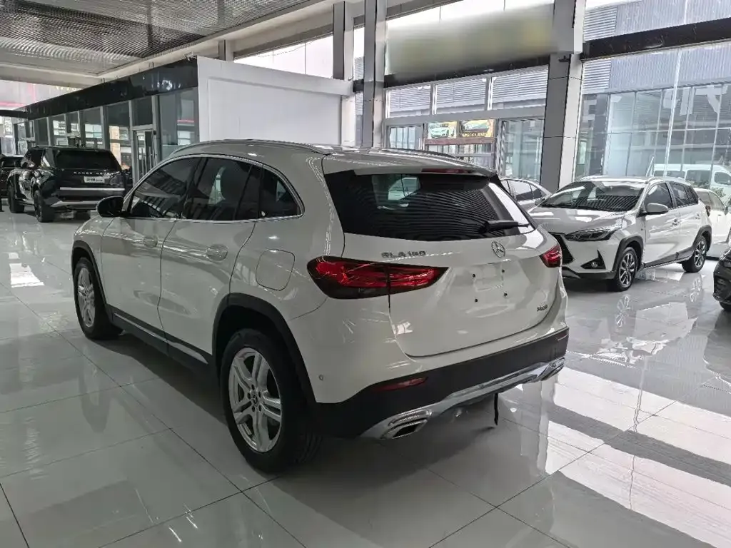 Mercedes-Benz GLA — фото 5