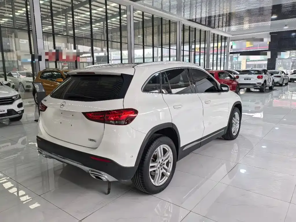 Mercedes-Benz GLA — фото 2
