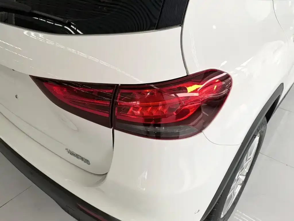 Mercedes-Benz GLA — фото 3