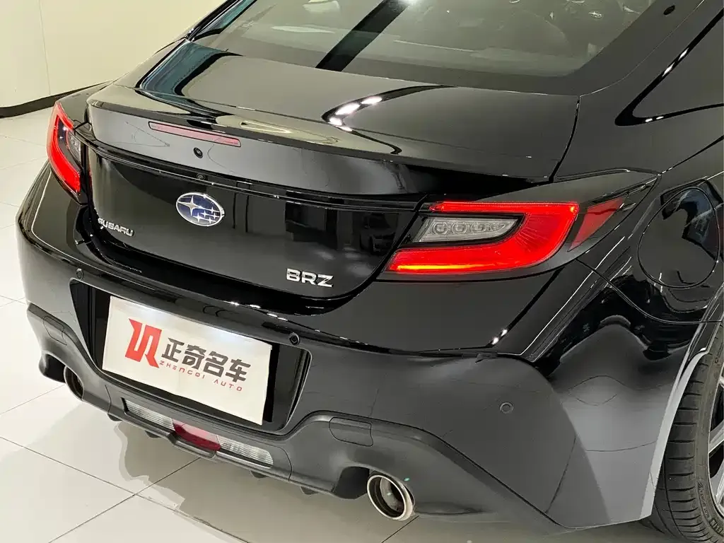 Subaru BRZ — фото 8