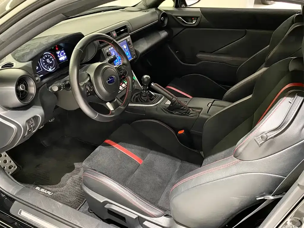Subaru BRZ — фото 4