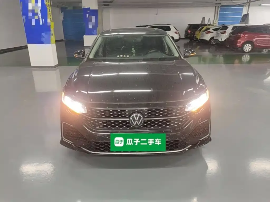 Volkswagen Passat — фото 5