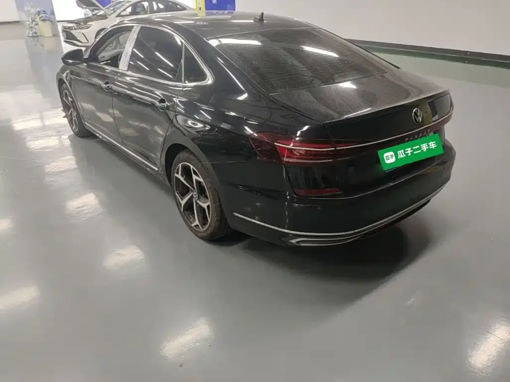 Volkswagen Passat — фото 3