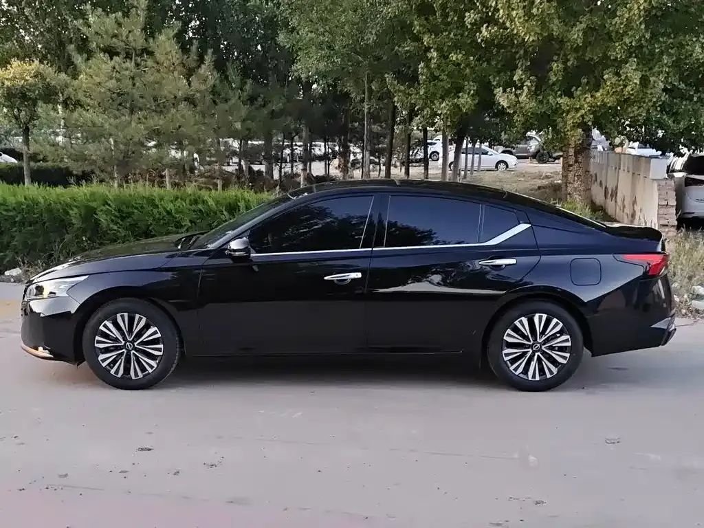 Nissan Teana — фото 8