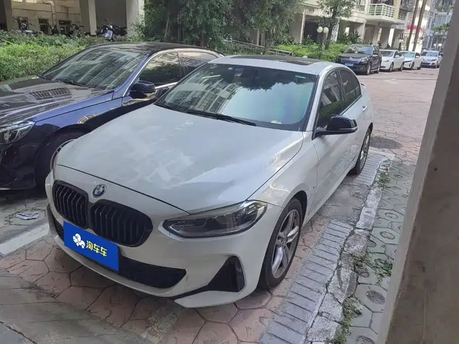 BMW 1 Series — фото 1