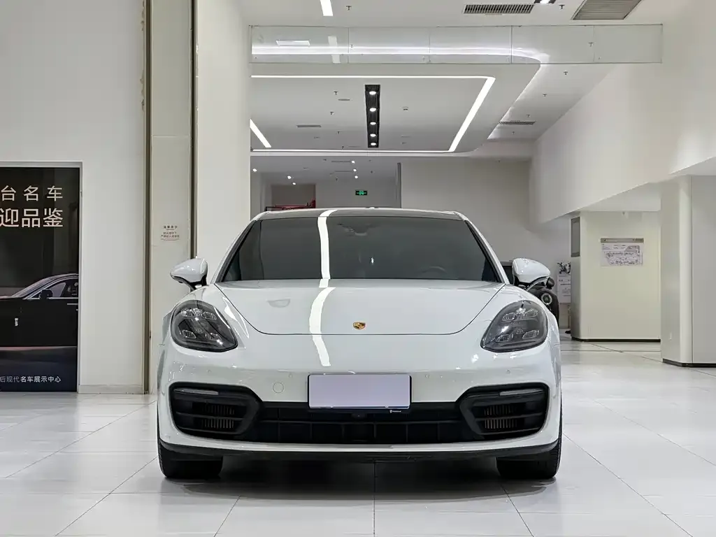 Porsche Panamera — фото 4
