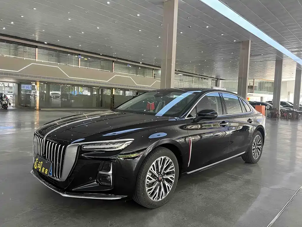 Hongqi H5 — фото 1