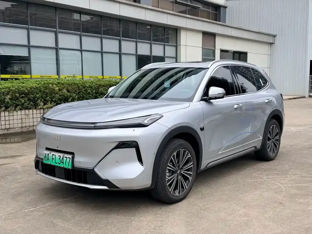 Geely Galaxy Xingjian 7 — фото 1