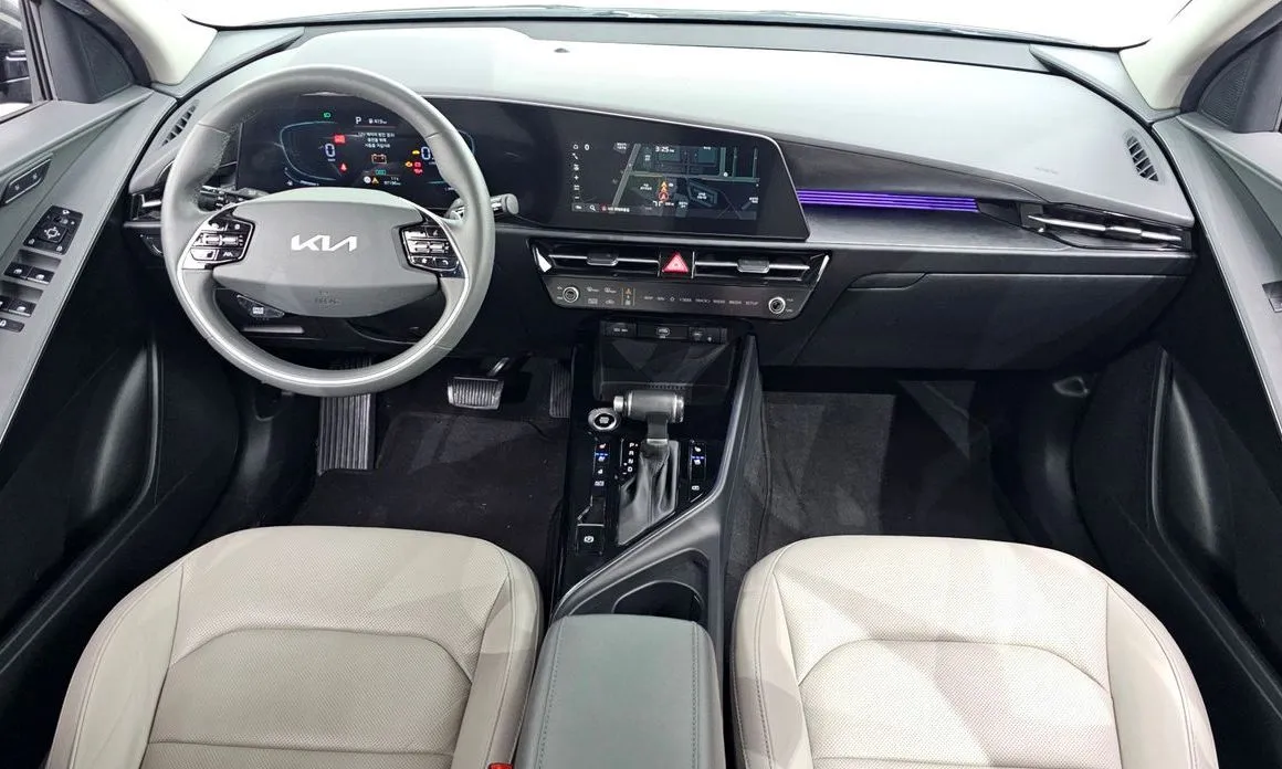 Kia Niro — фото 8