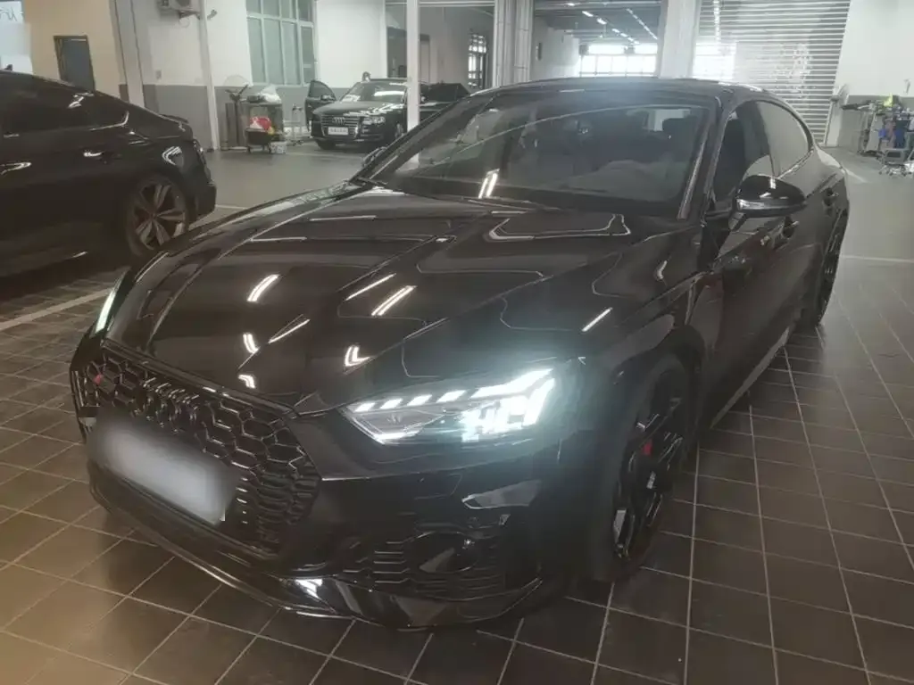Audi RS 5 — фото 1