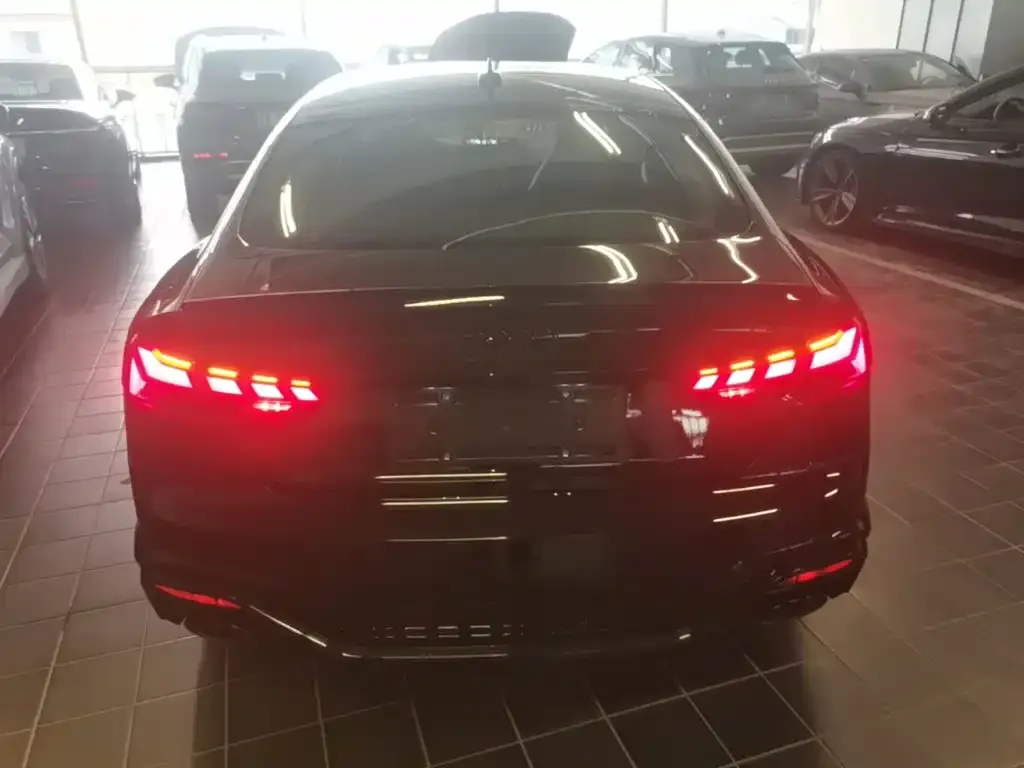 Audi RS 5 — фото 5