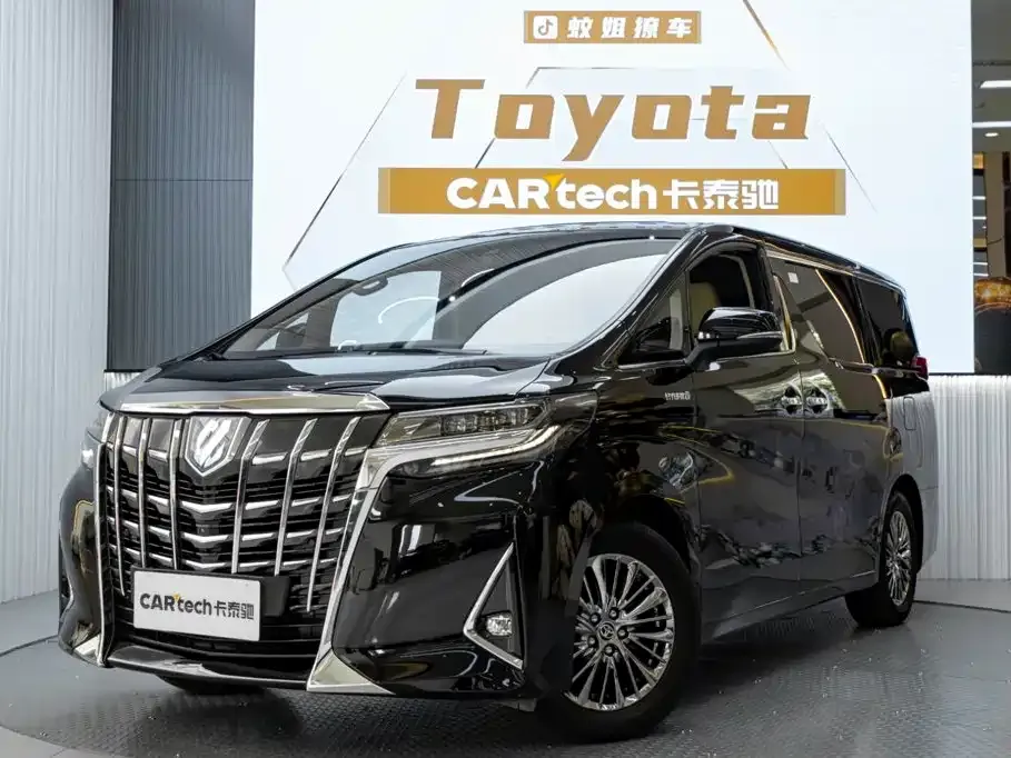 Toyota Alphard — фото 3