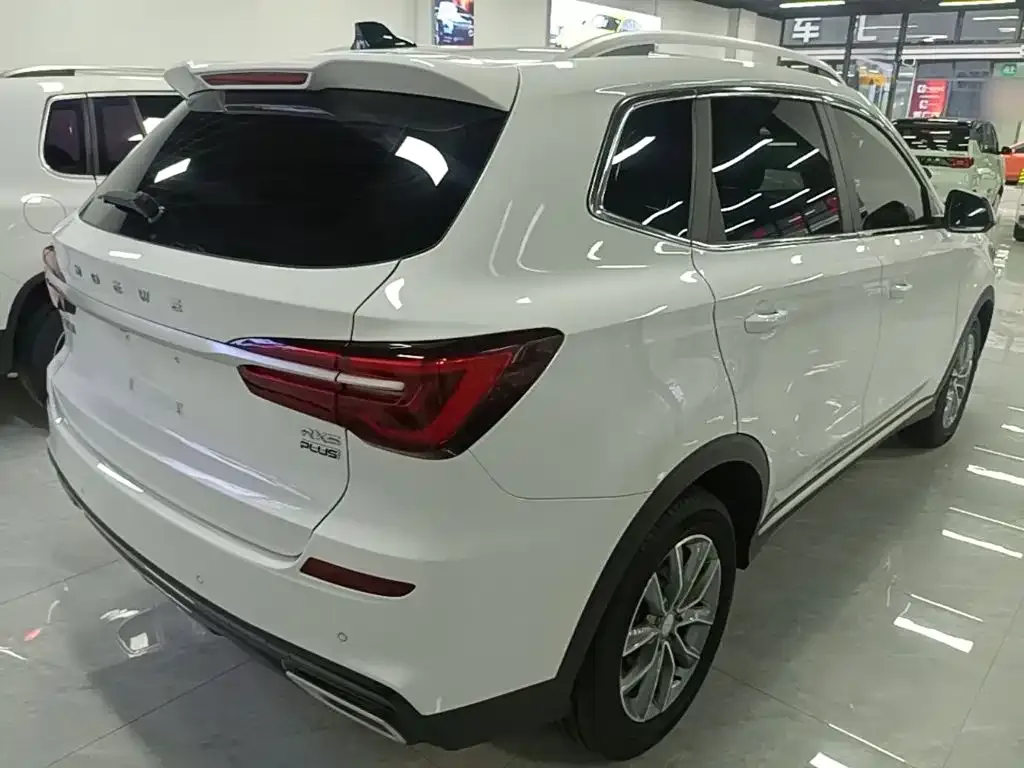 Roewe RX5 — фото 10