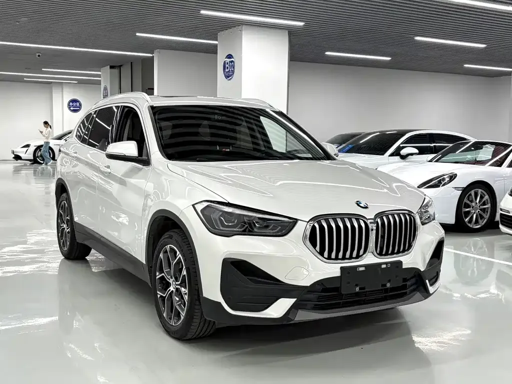 BMW X1 — фото 4