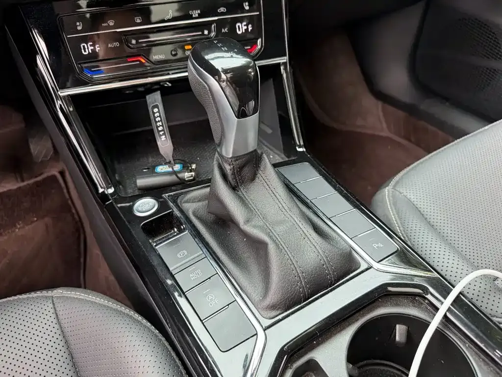 Volkswagen Passat — фото 3